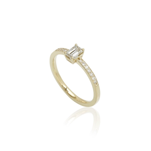 FINE EMERALD CUT-lab. FINE EMERALD CUT-lab.